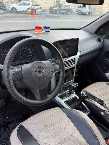 Opel Astra-10
