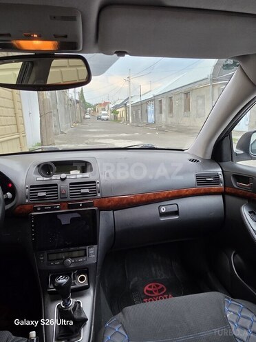 Toyota Avensis-8