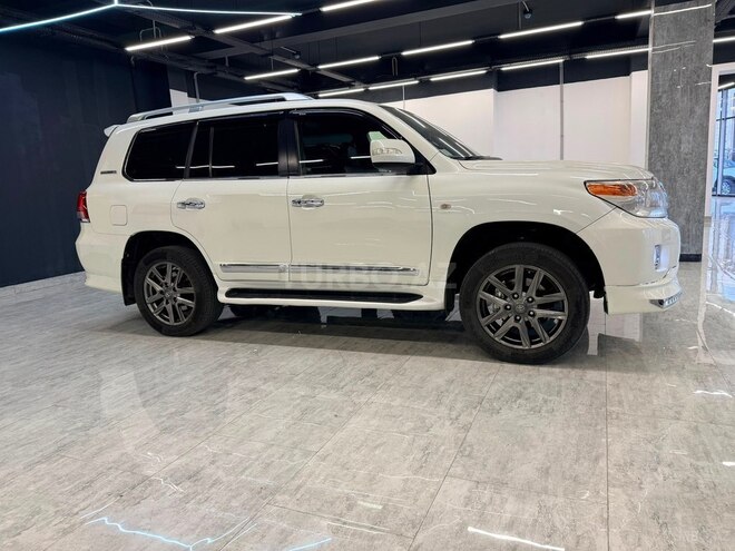 Toyota Land Cruiser-2