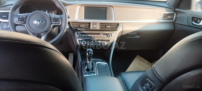 Kia K5-7