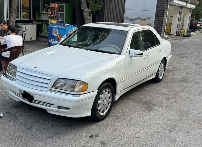 Mercedes C 230-7
