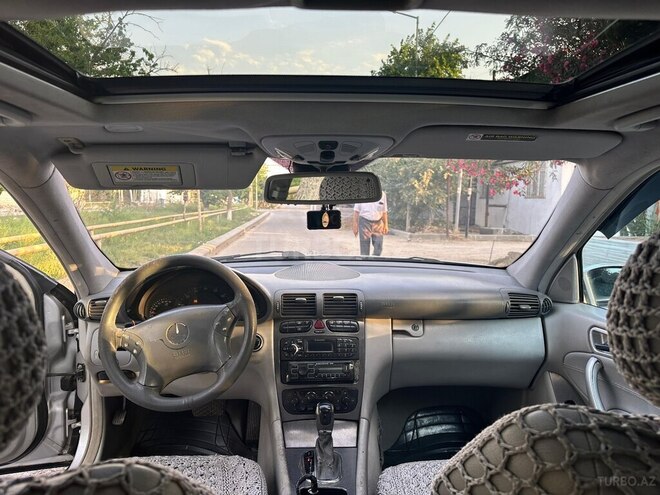 Mercedes C 200-7