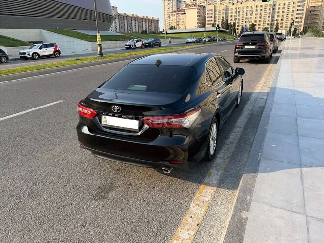 Toyota Camry-4