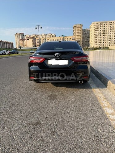 Toyota Camry-6