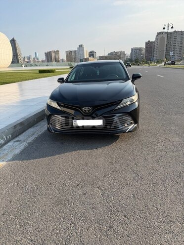 Toyota Camry-7