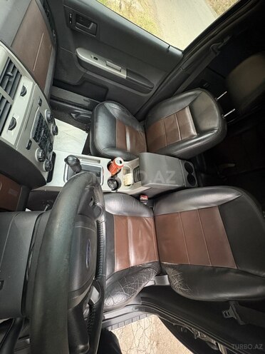 Ford Escape-10