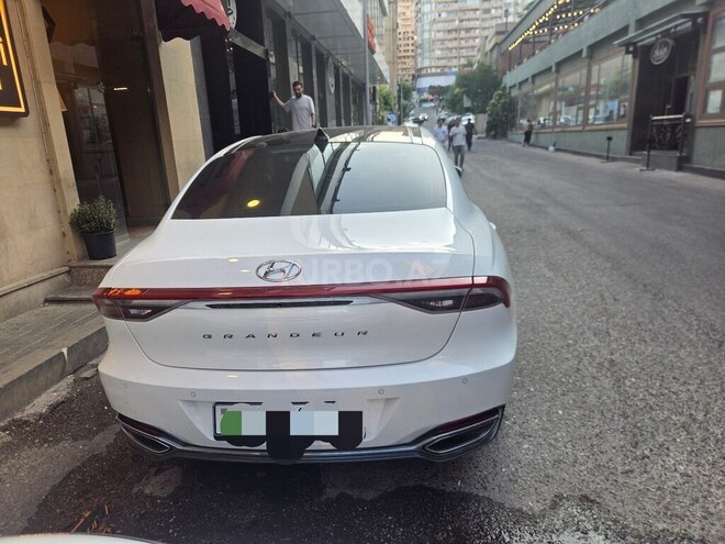 Hyundai Grandeur-2