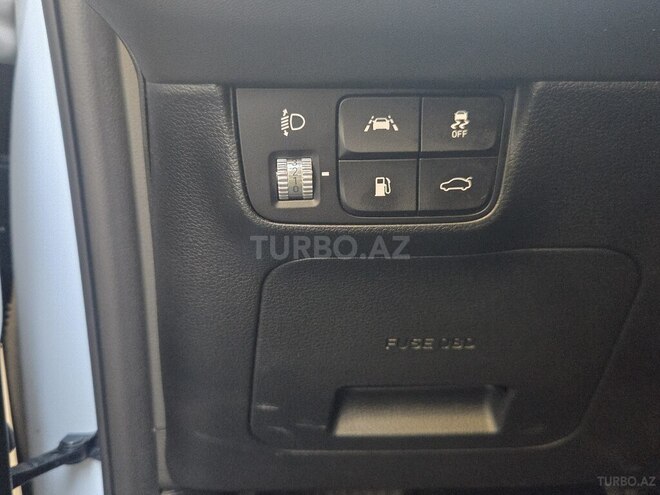 Hyundai Grandeur-4