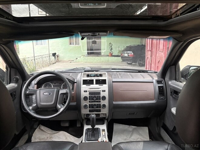Ford Escape-9