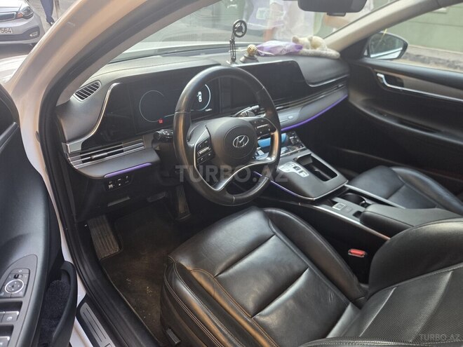 Hyundai Grandeur-11