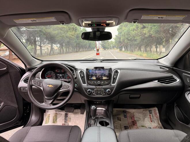 Chevrolet Malibu-8