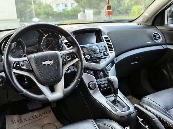 Chevrolet Cruze-7