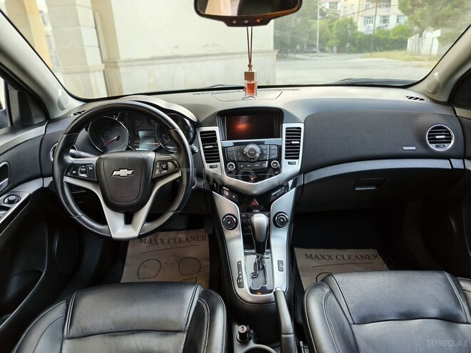 Chevrolet Cruze-8