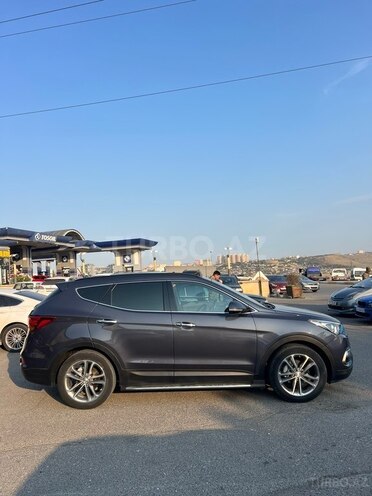 Hyundai Santa Fe-18