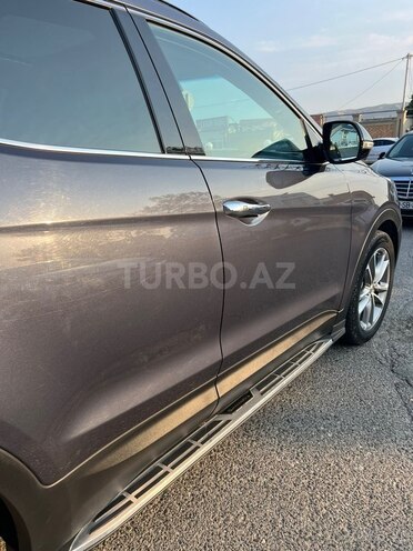 Hyundai Santa Fe-14