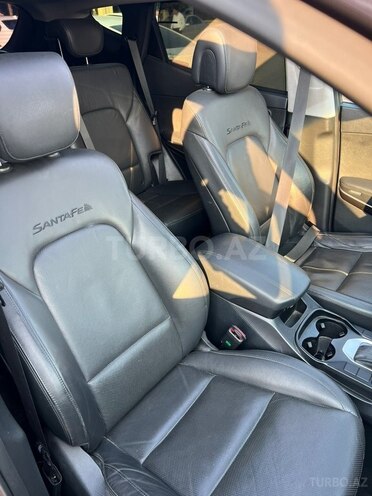 Hyundai Santa Fe-17