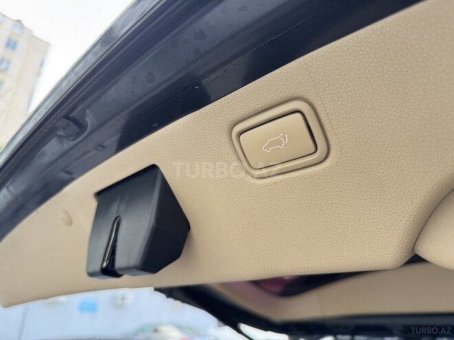 Kia Carnival-15