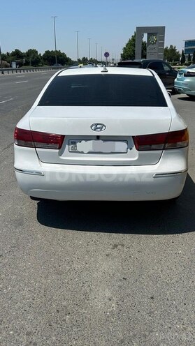 Hyundai Sonata-2