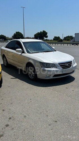 Hyundai Sonata-6