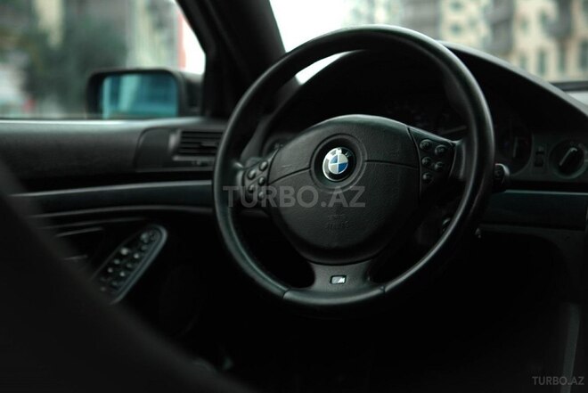 BMW 528-18