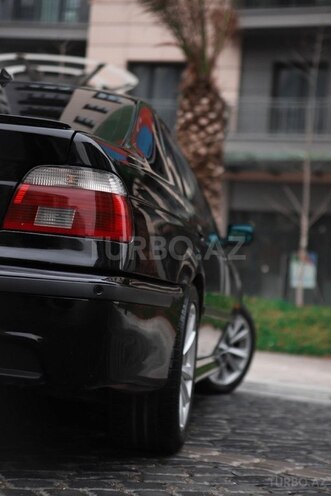 BMW 528-13
