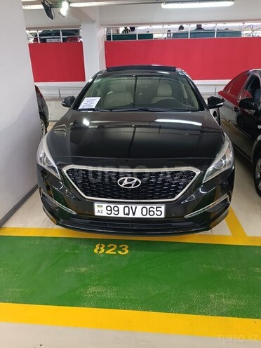 Hyundai Sonata-13