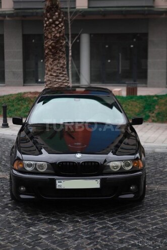BMW 528-19