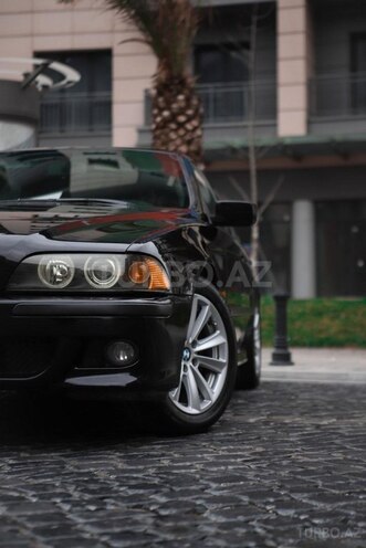 BMW 528-17