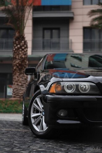 BMW 528-10