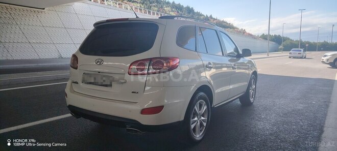 Hyundai Santa Fe-5