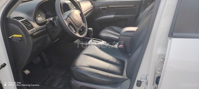 Hyundai Santa Fe-9