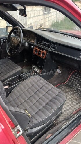 Mercedes 190-6