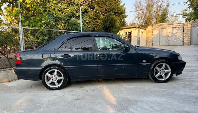Mercedes C 180-7
