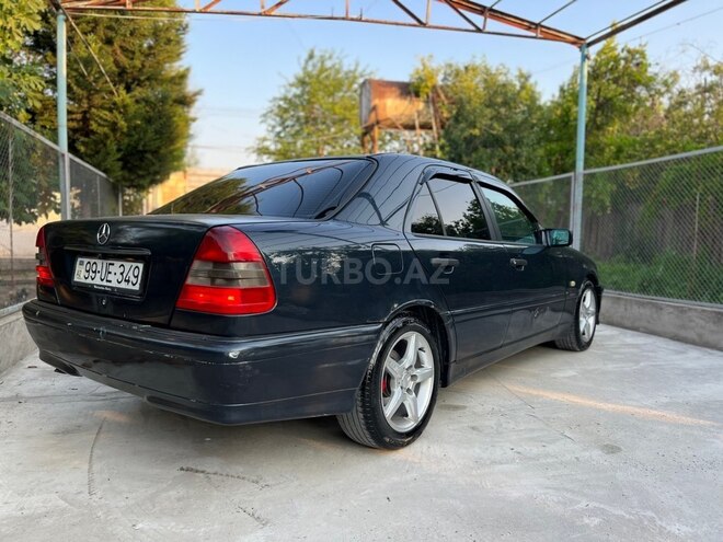 Mercedes C 180-9