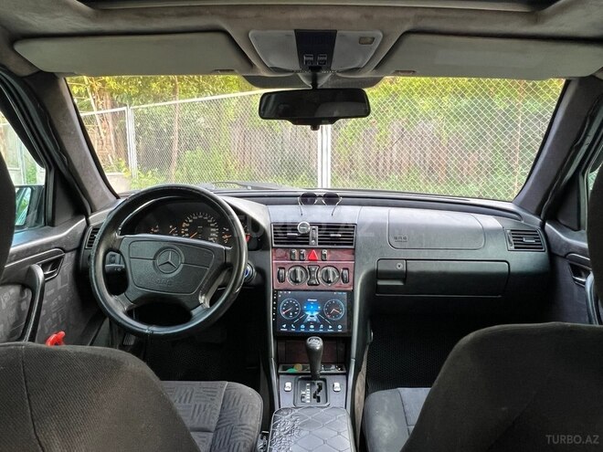 Mercedes C 180-11