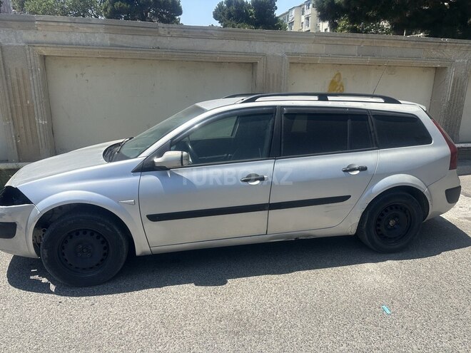 Renault Megane-2