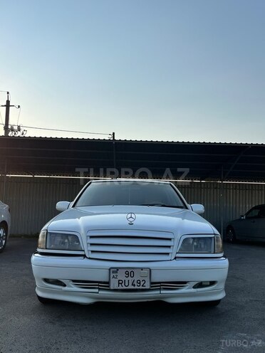 Mercedes C 230-1