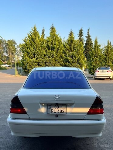 Mercedes C 230-6