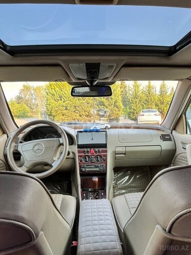 Mercedes C 230-7