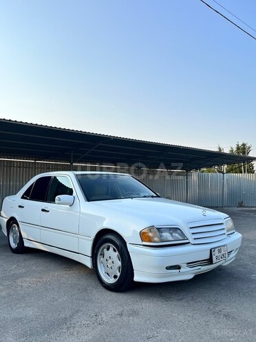 Mercedes C 230-3