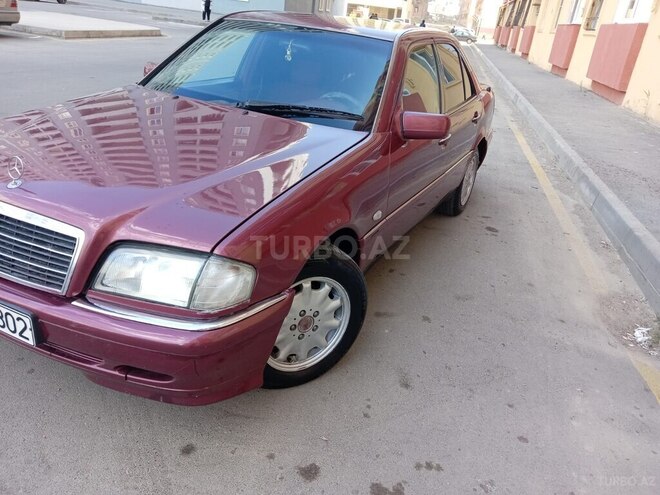 Mercedes C 180-7