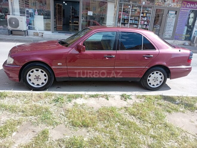 Mercedes C 180-6