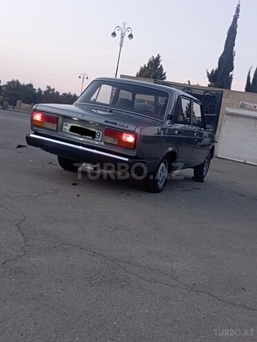 LADA (VAZ) 2107-13