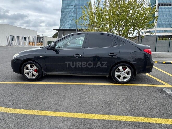 Hyundai Elantra-6