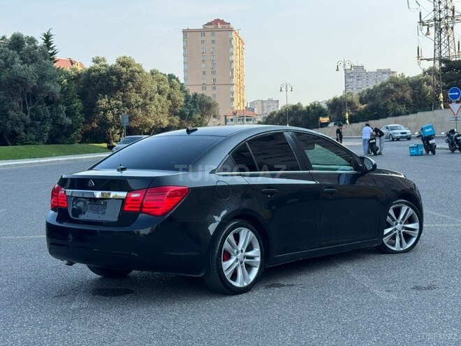 Chevrolet Cruze-4
