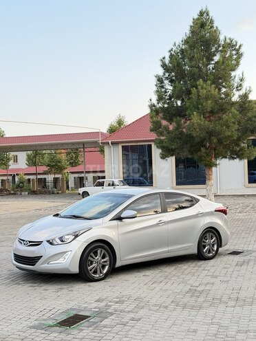 Hyundai Elantra-7