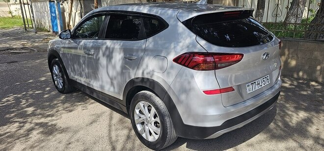 Hyundai Tucson-13