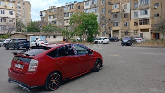 Toyota Prius-2