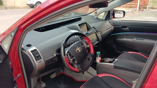 Toyota Prius-6