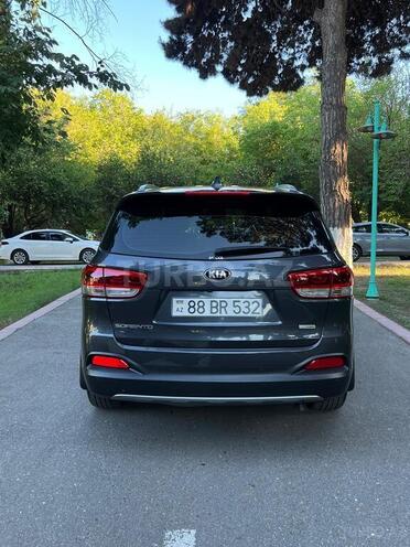 Kia Sorento-6